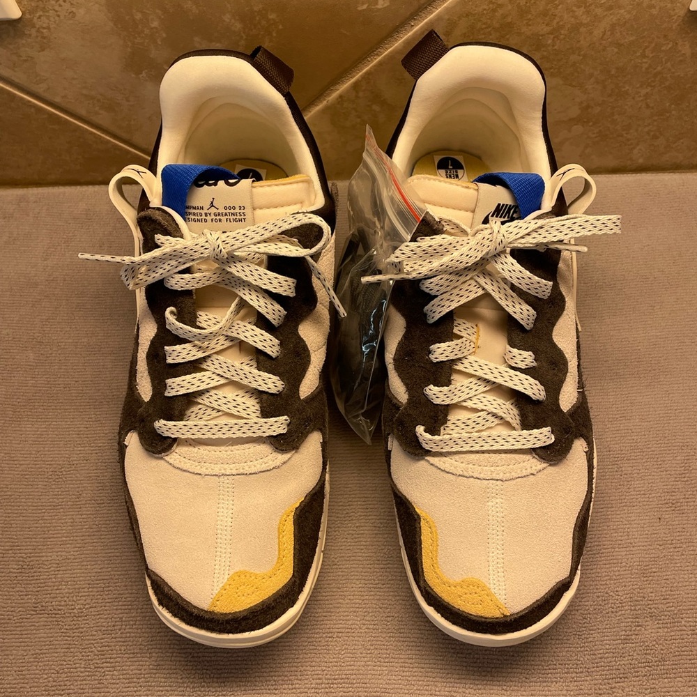 SOLD😍Mens Jordan Nike MA2 Sneakers